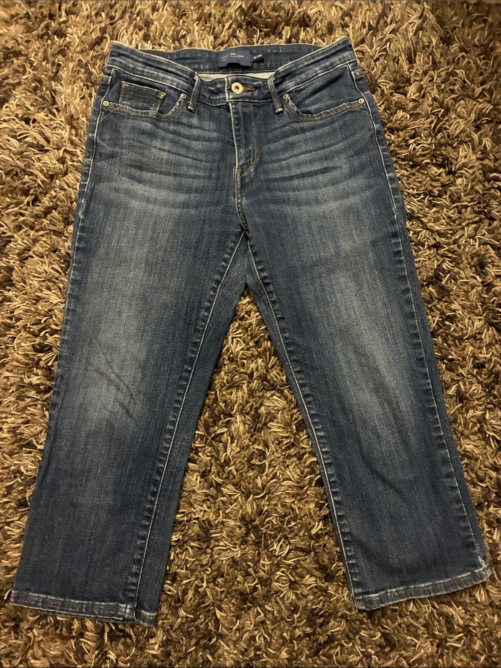 Levi's Demi Curve Classic Mid Wash Crop Capri Jeans Size 8/29